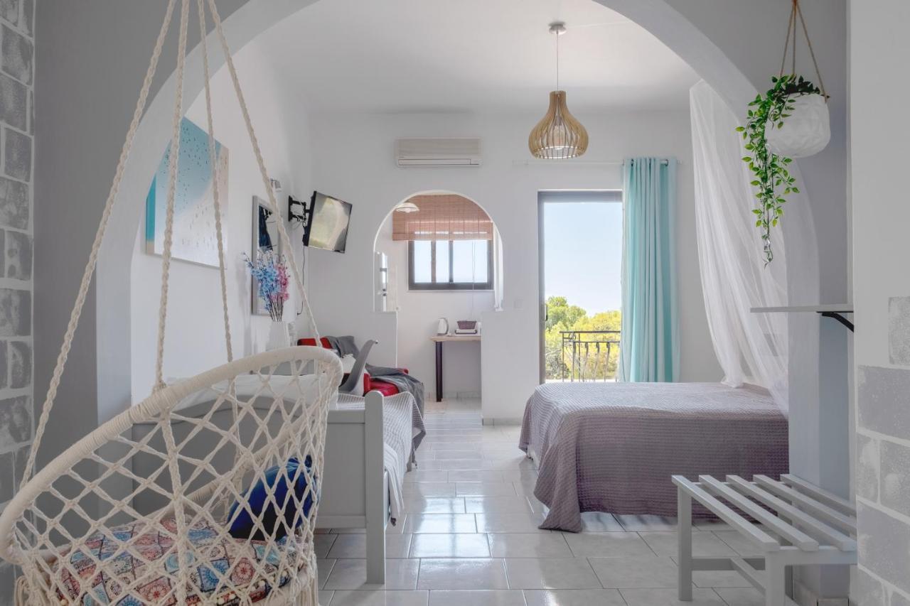 Pefkides Aegina Boutique Apartments Agia Marina  Екстер'єр фото