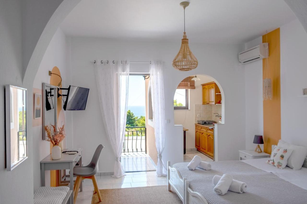 Pefkides Aegina Boutique Apartments Agia Marina  Екстер'єр фото